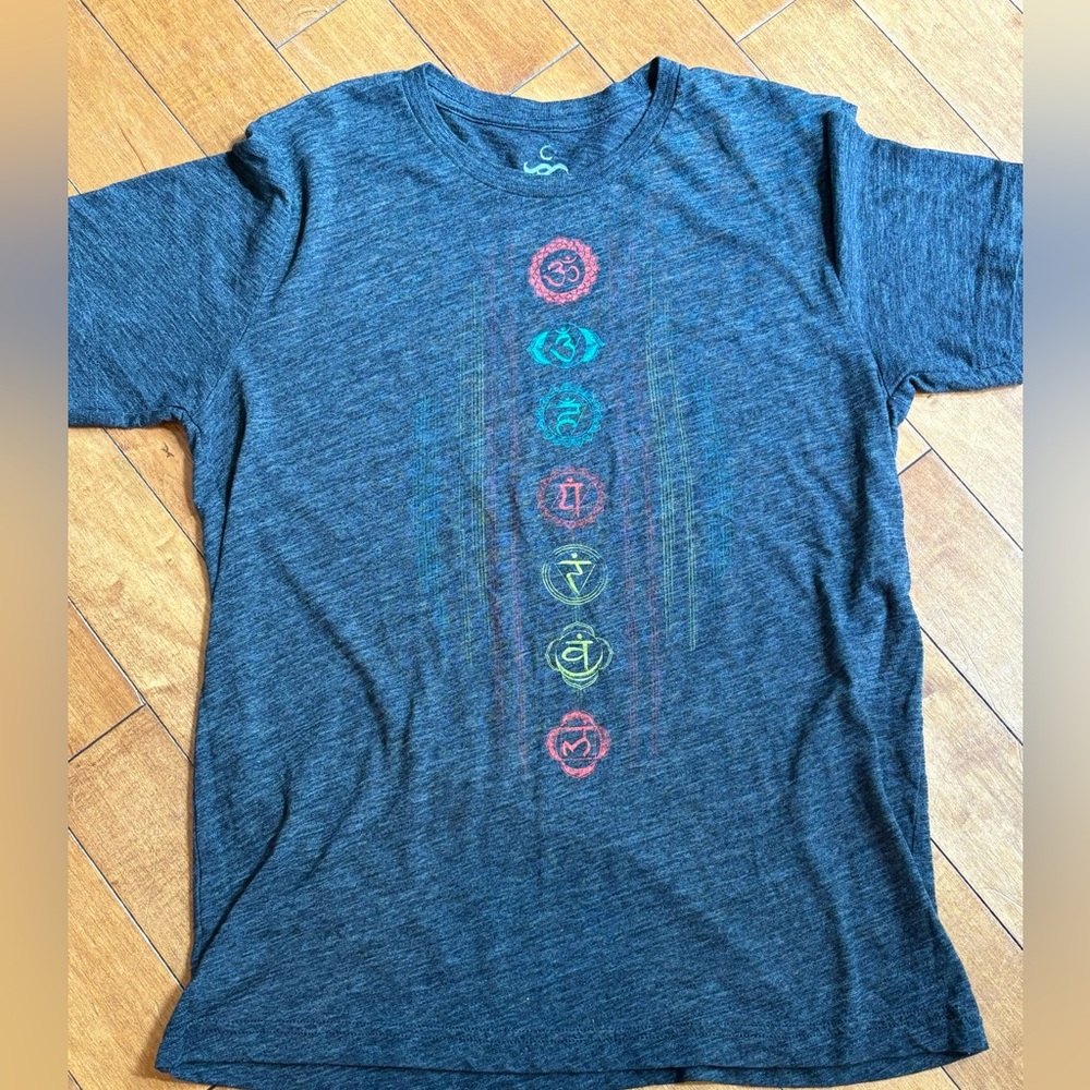 Neoclassics Chakra Tshirt adult Medium Yoga Meditation Short Sleeve